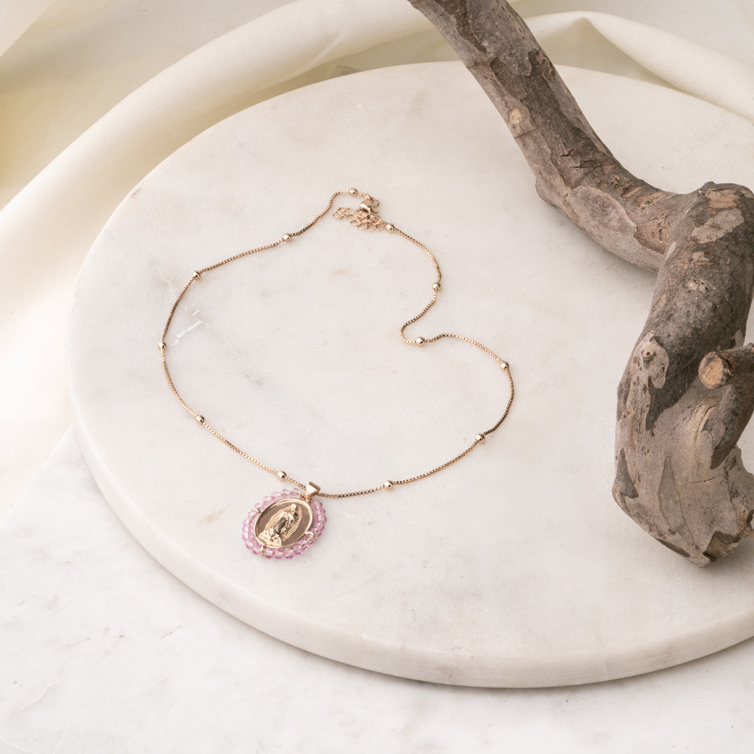 Gargantilla Virgen de Guadalupe Lila Chapa 3cm