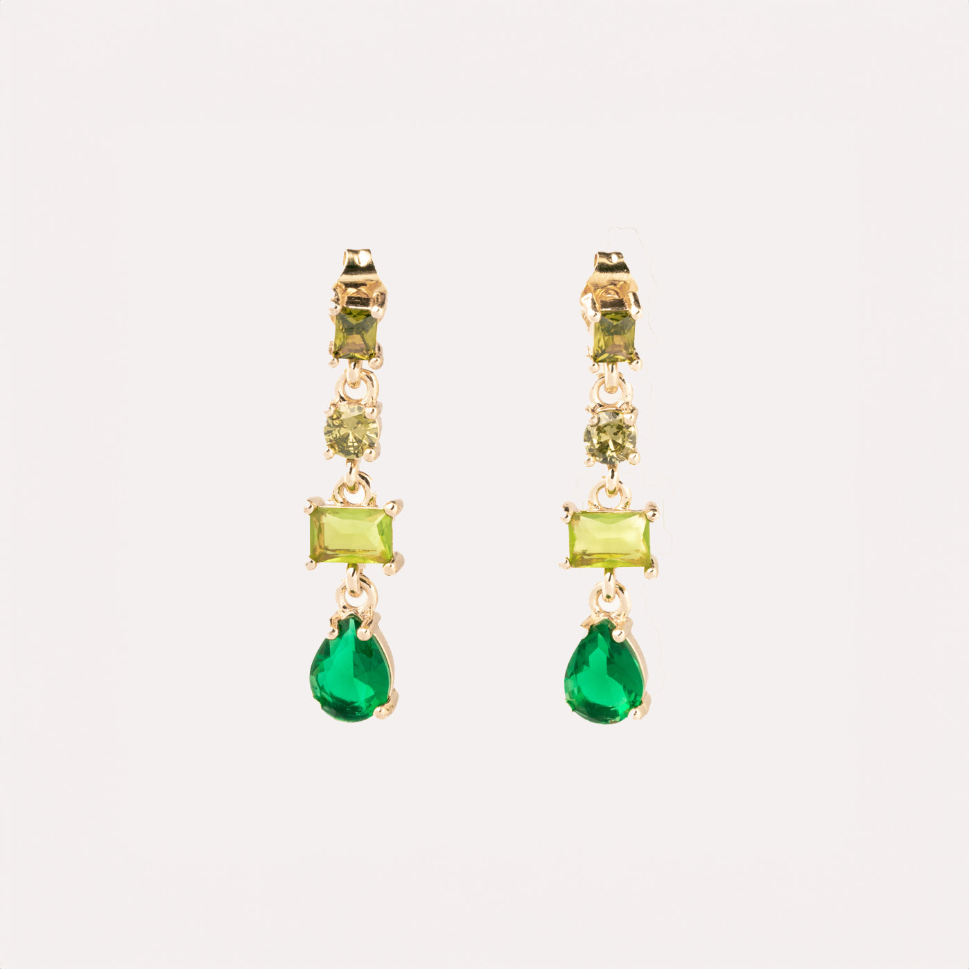 Aretes Esmeralda Radiante Chapa