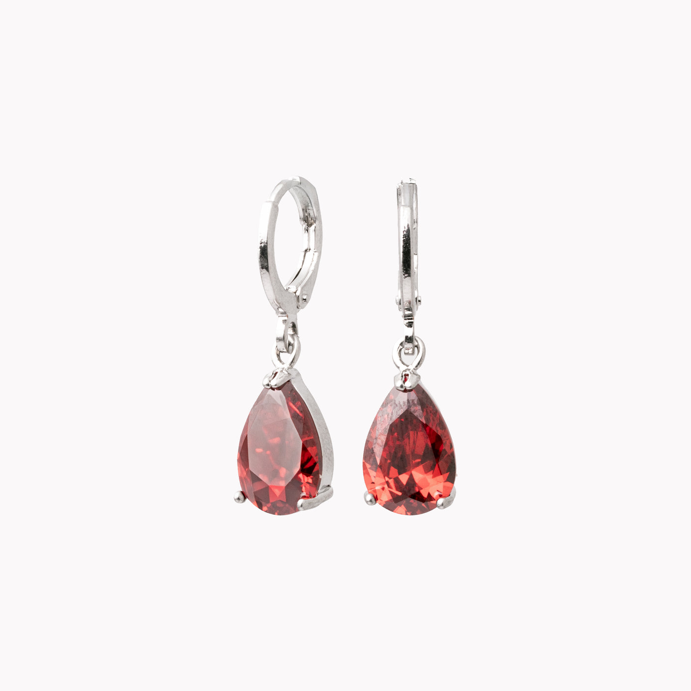 Aretes Llama Escarlata Rodio